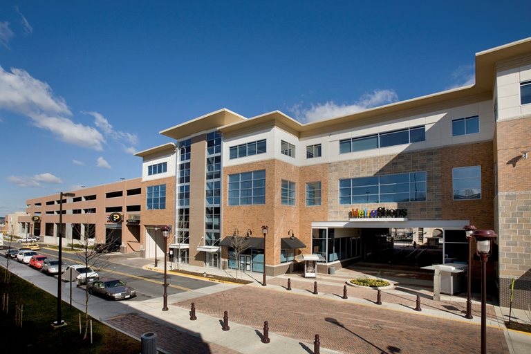 metropolitanshopsatprincegeorgesstationoffice_1